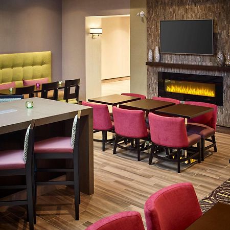 Hampton Inn By Hilton Тіммінс Екстер'єр фото